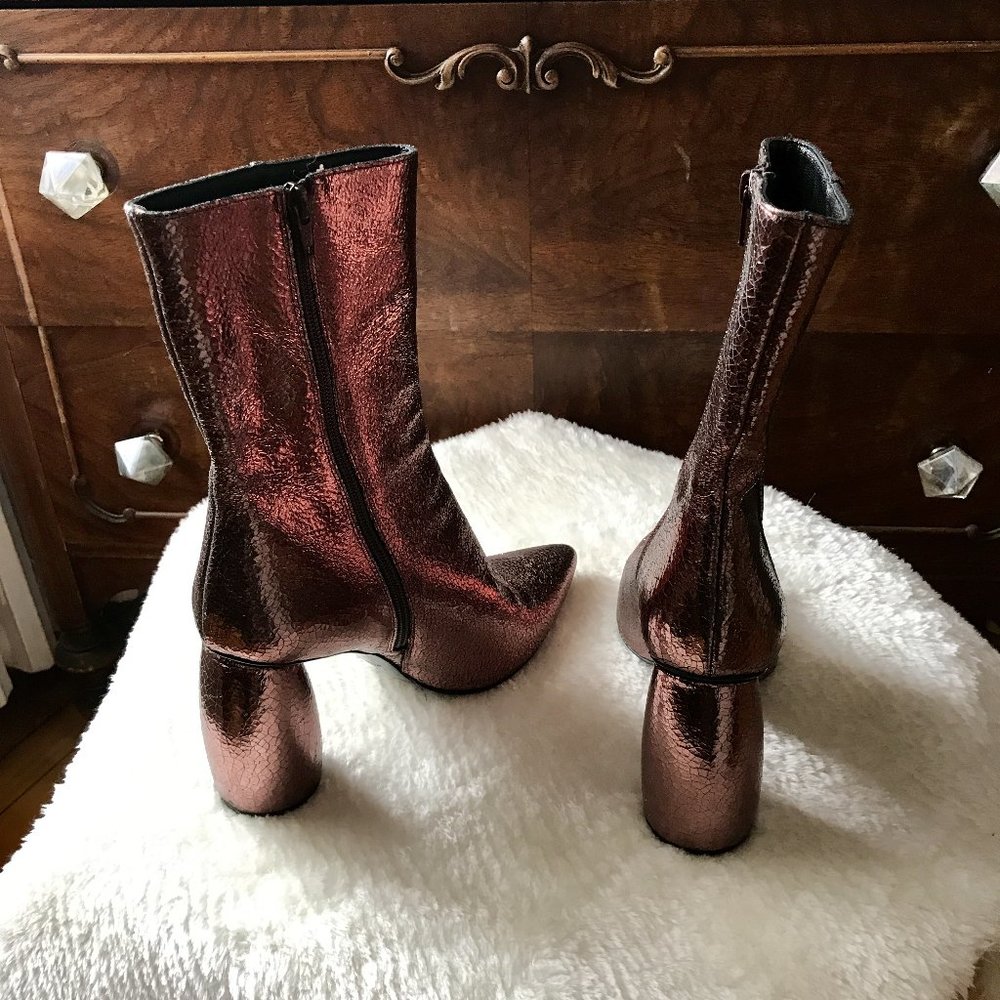 Strategia Iridescent Crackle Abstract Pink Boots - Picture 2 of 5